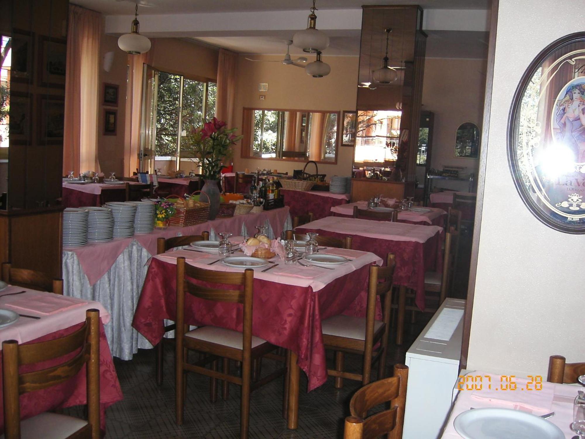 Hotel Marselli Rimini Exterior foto
